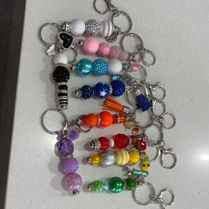 Handmade Colorful Sparkly Beaded Keychain Try to have 10 colors Pic 1